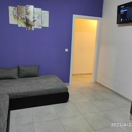 Apartmani Quattro Starigrad Paklenica Exterior photo